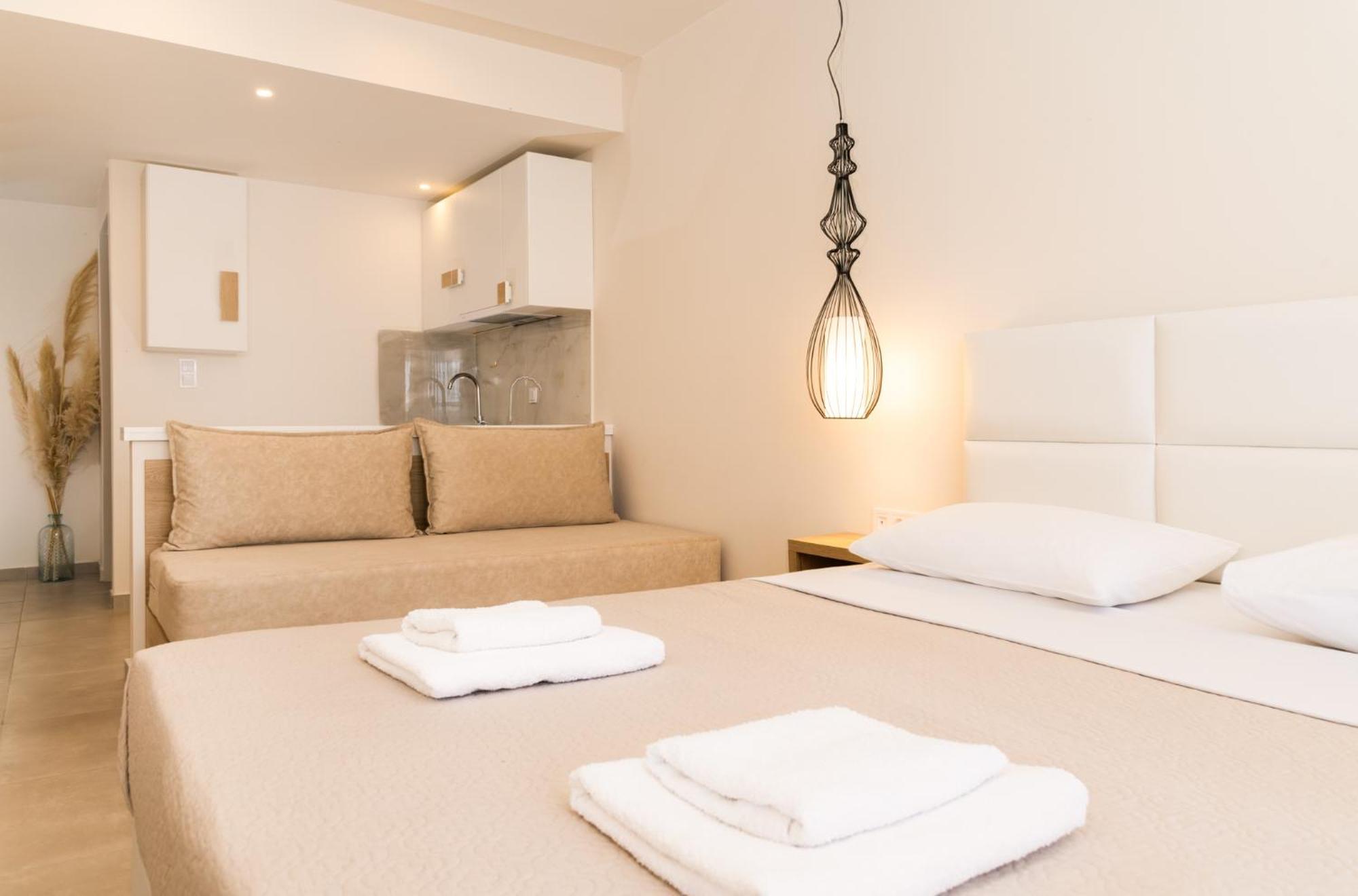 Mystery Suites And Apartments Neoi Poroi Exterior foto